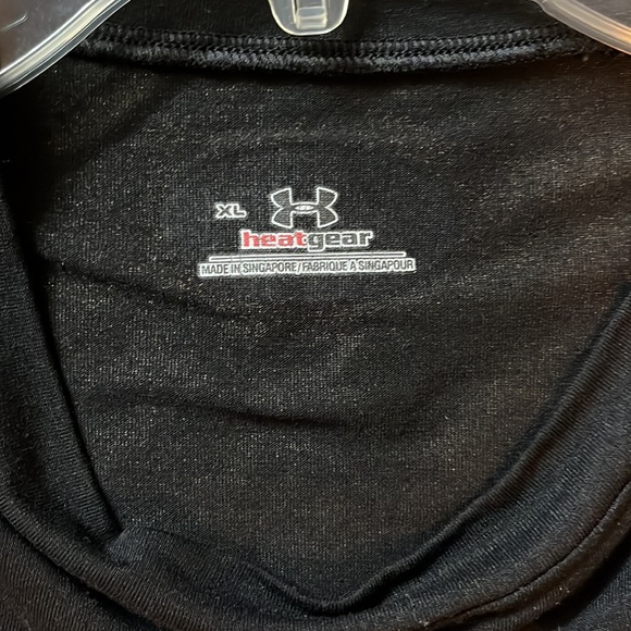 Under Armour heat gear shirt - Picture 2 of 2